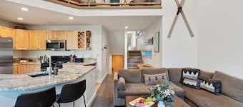 Telluride Lodge 518 by Avantstay Communal Hot Tub + Sauna + Mountain Views Steps to Gondola