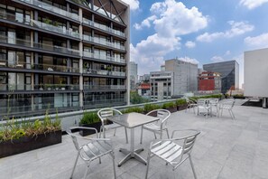 Terassi/patio