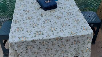 House, 1 Bedroom, Accessible | Outdoor dining