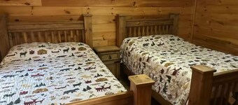 Cozy Cabin #2 Near Lake Merrisach in Tichnor AR