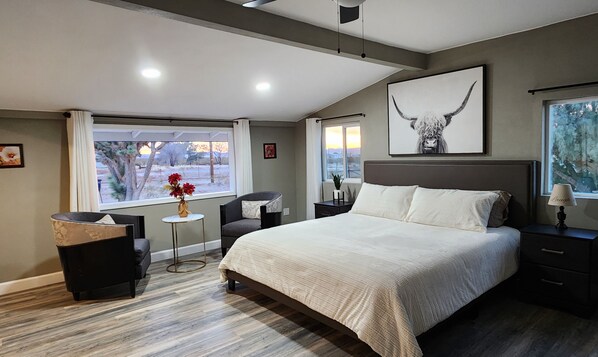 Iron/ironing board, WiFi, bed sheets