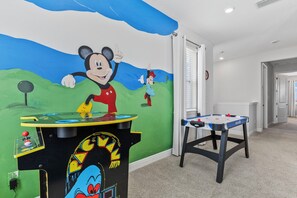 Children’s area - 4BR Close To Disney, Oversize Pool (Kissimmee)