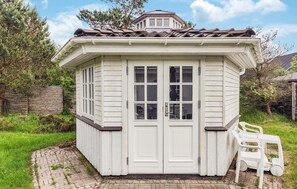 Exterior - Amazing home in Hals with sauna (Hals)