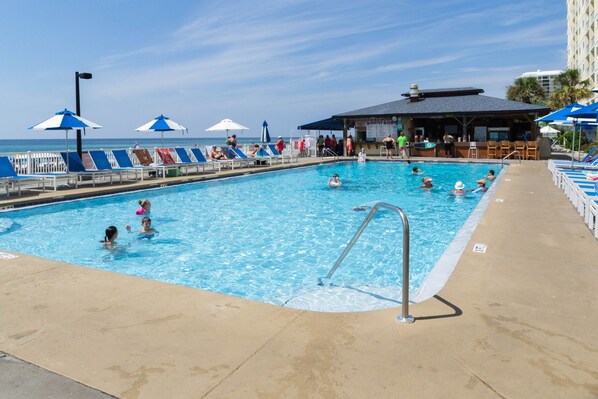 Outdoor pool, a heated pool - Sunrises, blue water, white sand and sunsets! Gulf front condo (Panama City Beach)