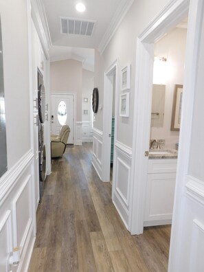 Interior - Ocean Lakes Site 5115 | Stunning 3 Bedroom | Golf Cart | Sleeps 7 *Promo* (Myrtle Beach)