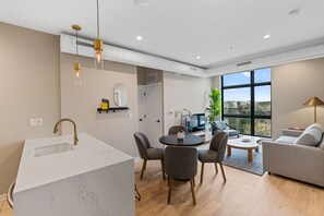 Interior - The Edison Old City | Premier 2 BR Suite w/ Shared Roofdeck (Philadelphia)
