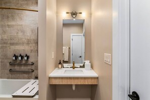 Hair dryer, towels - The Edison Old City | Accessible 1 BR Suite w/ Shared Roofdeck | Ground Floor (Philadelphia)