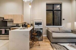 Interior - The Edison Old City | Accessible 1 BR Suite w/ Shared Roofdeck | Ground Floor (Philadelphia)