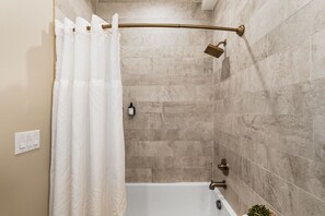Hair dryer, towels - The Edison Old City | Signature 1 BR Suite w/ Shared Roofdeck (Philadelphia)