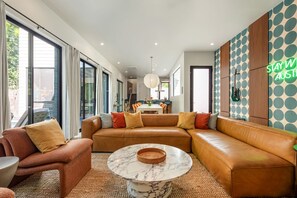 TV, offices - Refined Rainey Retreat | Pool | Hot tub | Fire Pit (Austin)