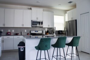 Private kitchen - 731 Whistling Straits Blvd. (Kissimmee)