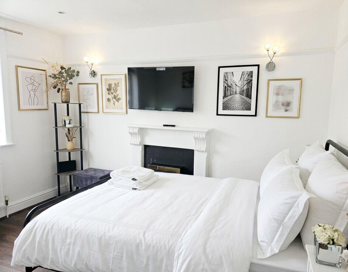3 chambres, fer et planche à repasser, Wi-Fi gratuit, draps fournis