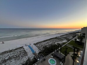Beach - New Listing - Fresh Calendar | Beachfront Condo | Private Balcony | Pool (Gulf Shores)