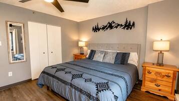 1 bedroom, free WiFi, bed sheets