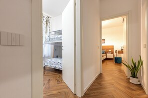 Iron/ironing board, WiFi, bed sheets - Vrbo Property (San Benedetto del Tronto)
