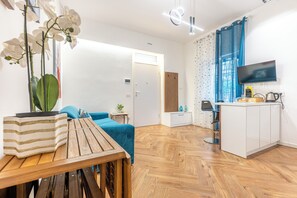 Living area - Vrbo Property (San Benedetto del Tronto)