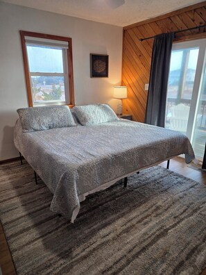 4 Schlafzimmer, WLAN, Bettwäsche