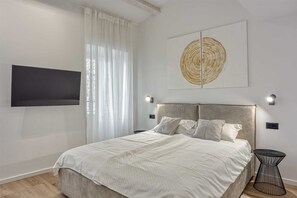 Iron/ironing board, bed sheets - La Pelegrina Apartment (Rovinj)