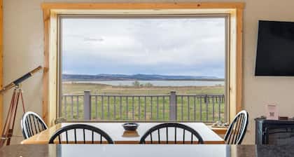 The Angostura Cabin - Lake View