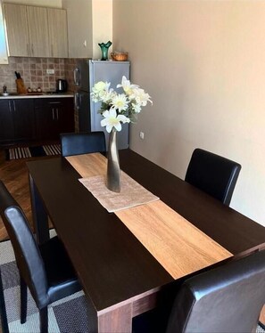 Suite, balcon, vue mer | Restauration