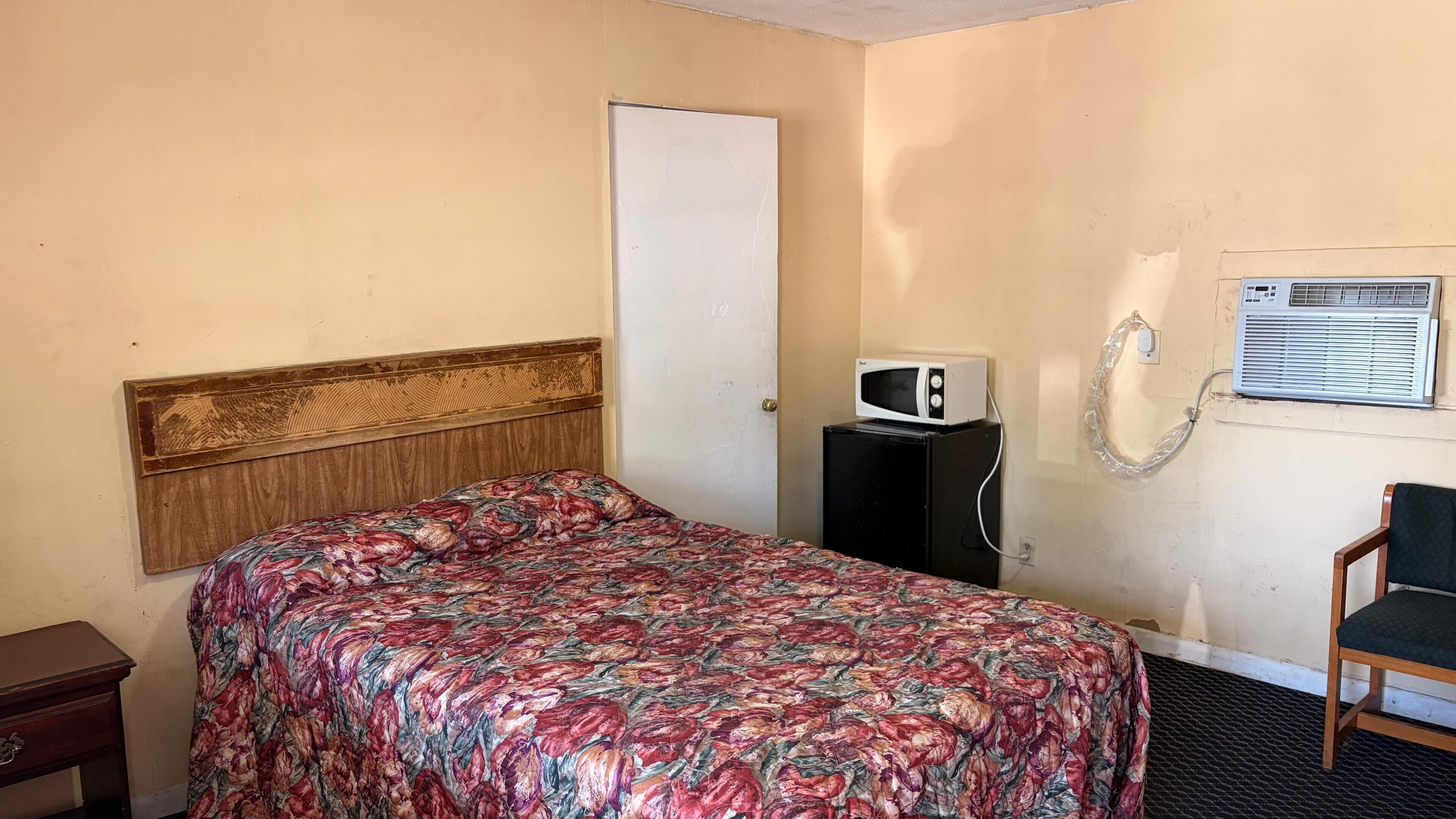 Room, 1 Queen Bed, Non Smoking