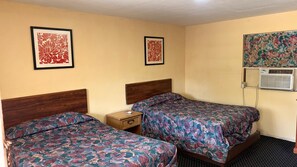Standard Room, 2 Queen Beds, Non Smoking - Sunrise Inn (Cordele)