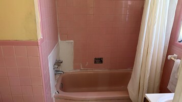 Habitación, 1 cama de matrimonio, no fumadores | Baño | Toallas