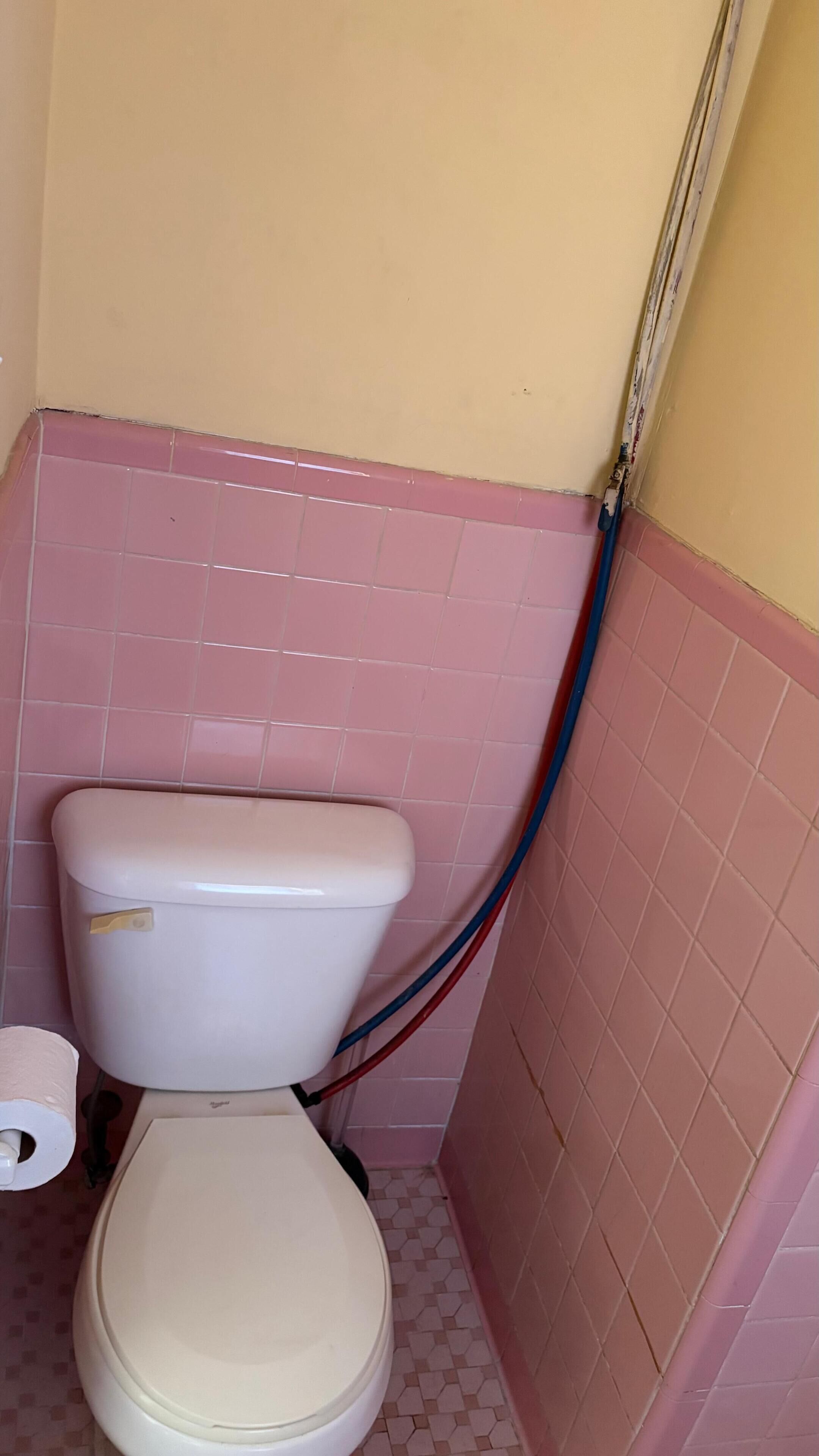 Room, 1 Queen Bed, Non Smoking | Bathroom
