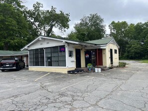 Reception - Sunrise Inn (Cordele)