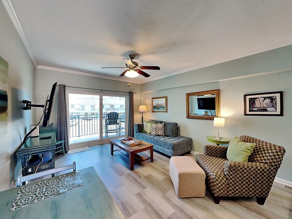 Sandpiper Condo Unit 2e - Atlantic Beach, FL