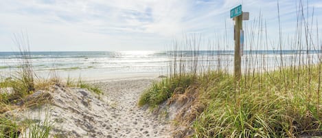 Condo (1 Bedroom) | Property amenity