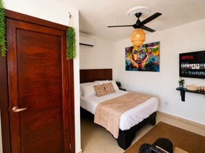 In-room safe, iron/ironing board, WiFi, bed sheets - Modern Studio on Pedro Clisante with Pool (Sosúa)