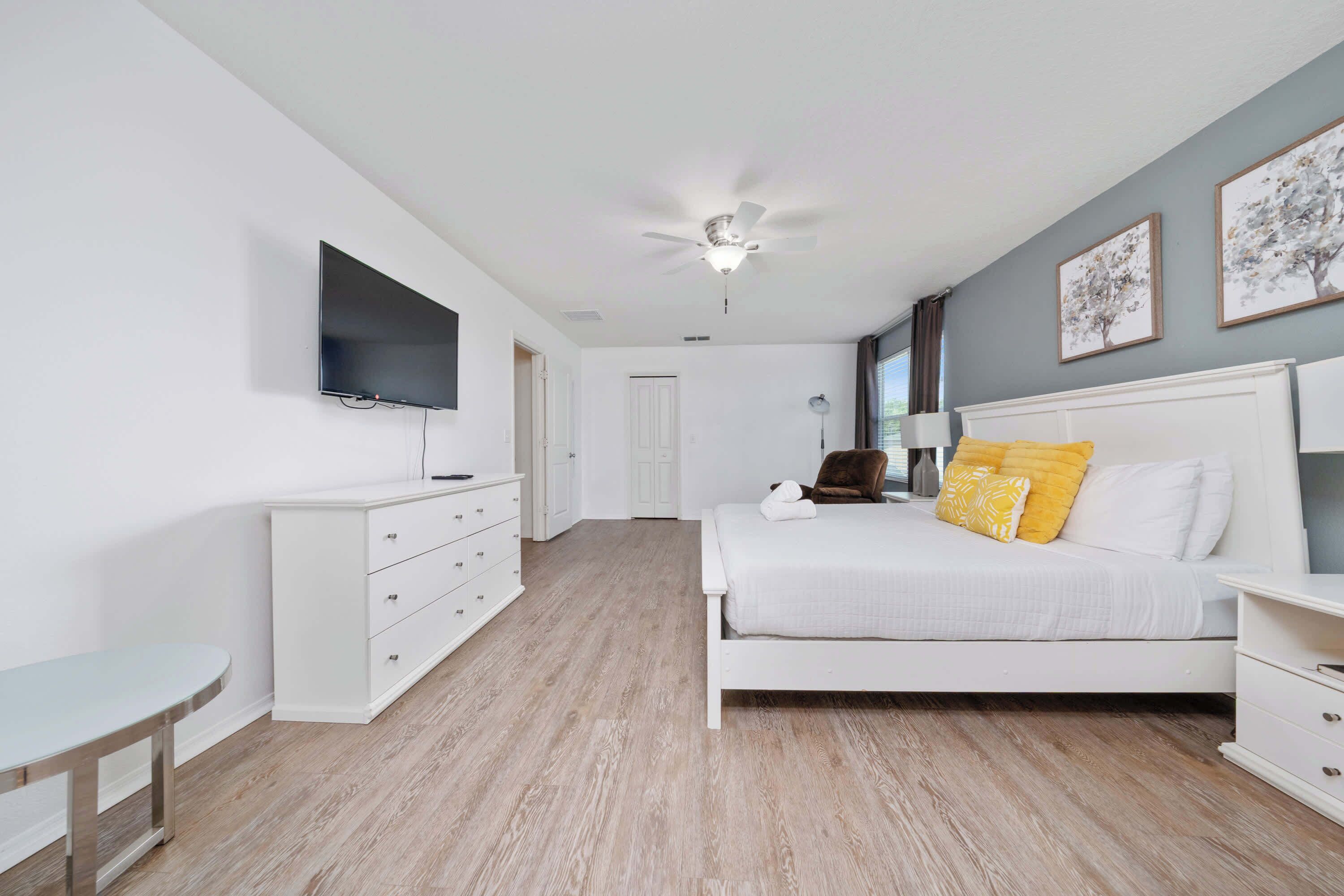 House (Multiple Bedrooms) | 7 bedrooms, laptop workspace, blackout curtains, iron/ironing board