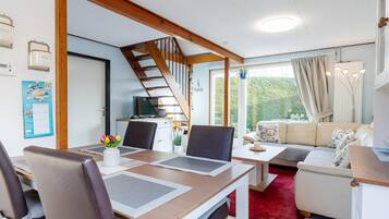 Villa | Dining