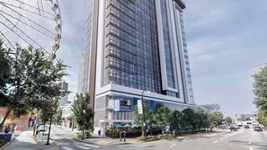 Exterior - Atlanta Resort Stay Near Centennial Park with Spacious 2BR Deluxe Suite (Atlanta)