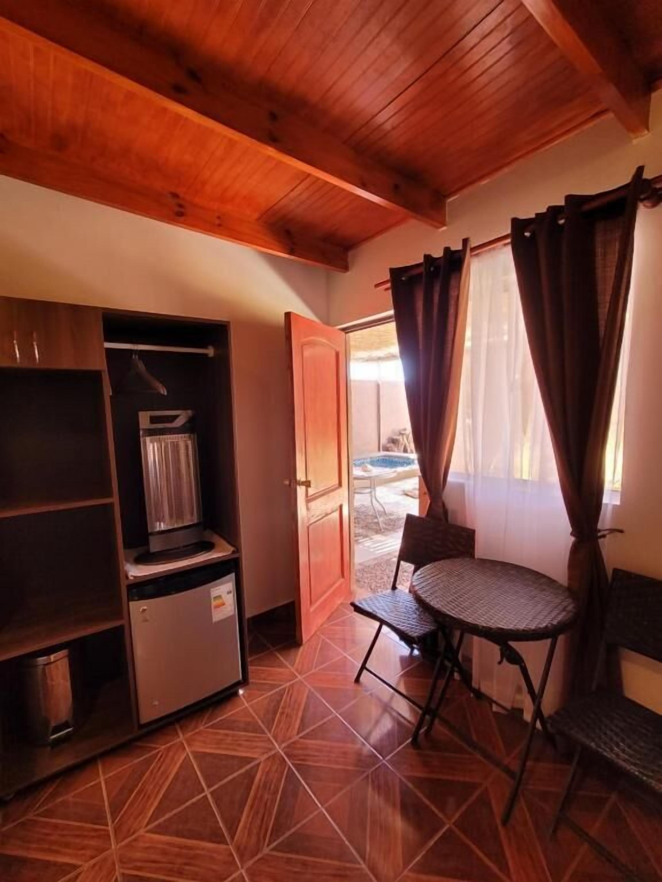 Classic Room, Balcony | Interior