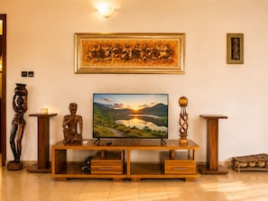 Interior - Private Beach House Fidjrosse, 2 Steps to the Ocean (Cotonou)