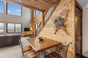 Condo (1 Bedroom) | Property amenity