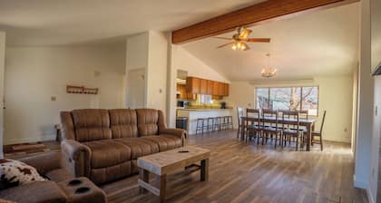 Wyoming Mountain Retreat Near Jackson Hole & Palisades Lake