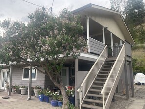 Exterior - Peachland Beach Promenade (Peachland)