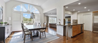 Markham Mansion · 6BR · Hot Tub · Sauna · Gym