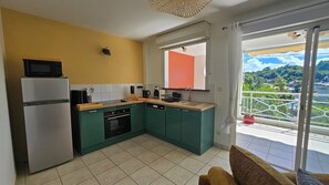 Private kitchen - Vrbo Property (Les Trois-Îlets)