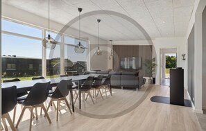 Dining - Awesome home in Ejstrupholm with sauna (Ejstrupholm)