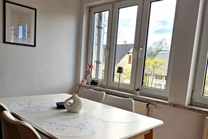 Dining - Ideal für Familien: 2 Schlafzimmer + Kinderzimmer (Oberhof)