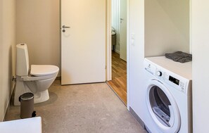 Shower - 3 bedroom gorgeous home in Gilleleje (Gilleleje)