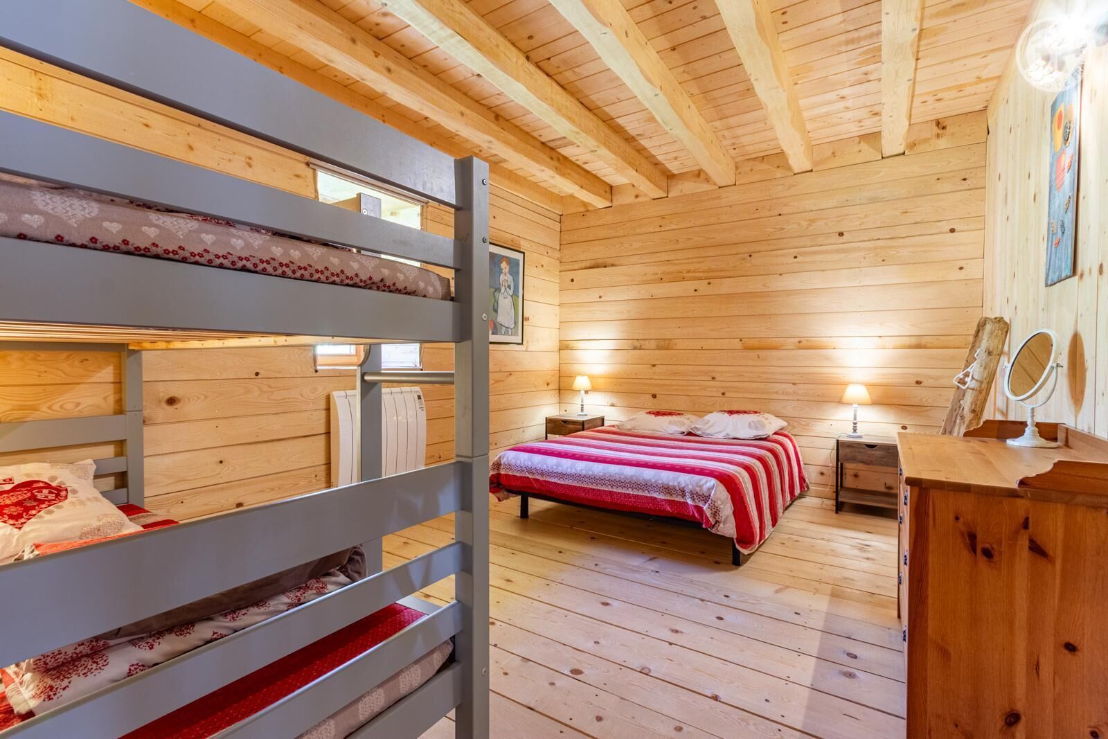 3 bedrooms, iron/ironing board, travel cot, free WiFi