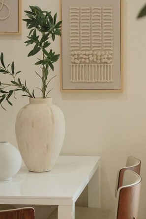 Interior - Coastal Pearl | Walk to Strand | Parking | 2 BR (Manhattan Beach)