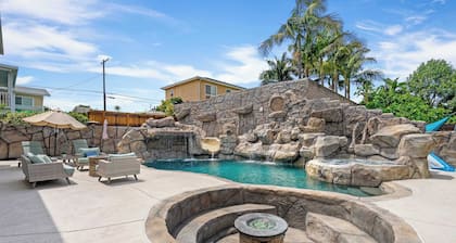 San Pedro 5BR Pool Home | Hot Tub | C&C