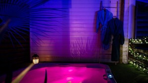 Unclassified image, 5 of 15, button - Villa Eden Bleu - Romantische Atmosphäre mit Jacuzzi 10 min vom Ozean entfernt by Interhome (Biscarrosse)