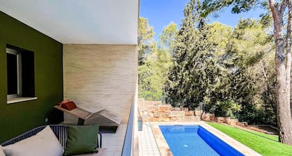 Cozy home in Bonaire with private swimming pool, can be inside or outside